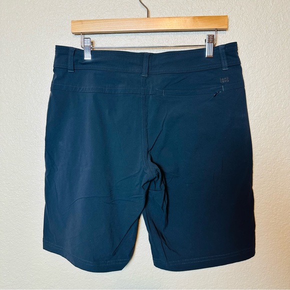 Lucy Activewear Women’s Shorts Size Medium - Picture 4 of 5